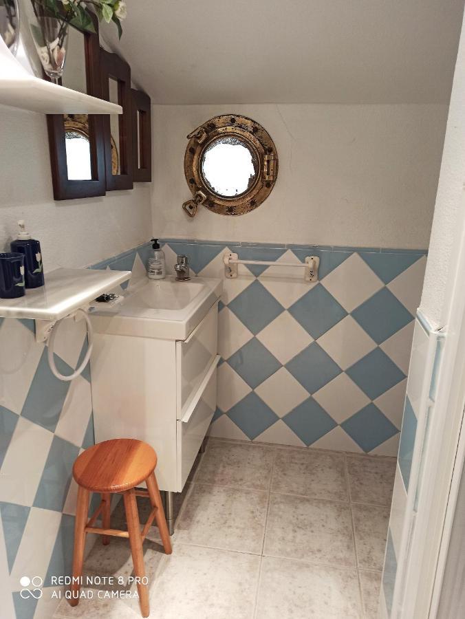 Casa En El Centro De Cerca A Clubes De Buceo Holiday home *